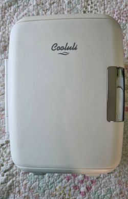 Cooluli 4L Mini Fridge – Like New – Works Perfectly