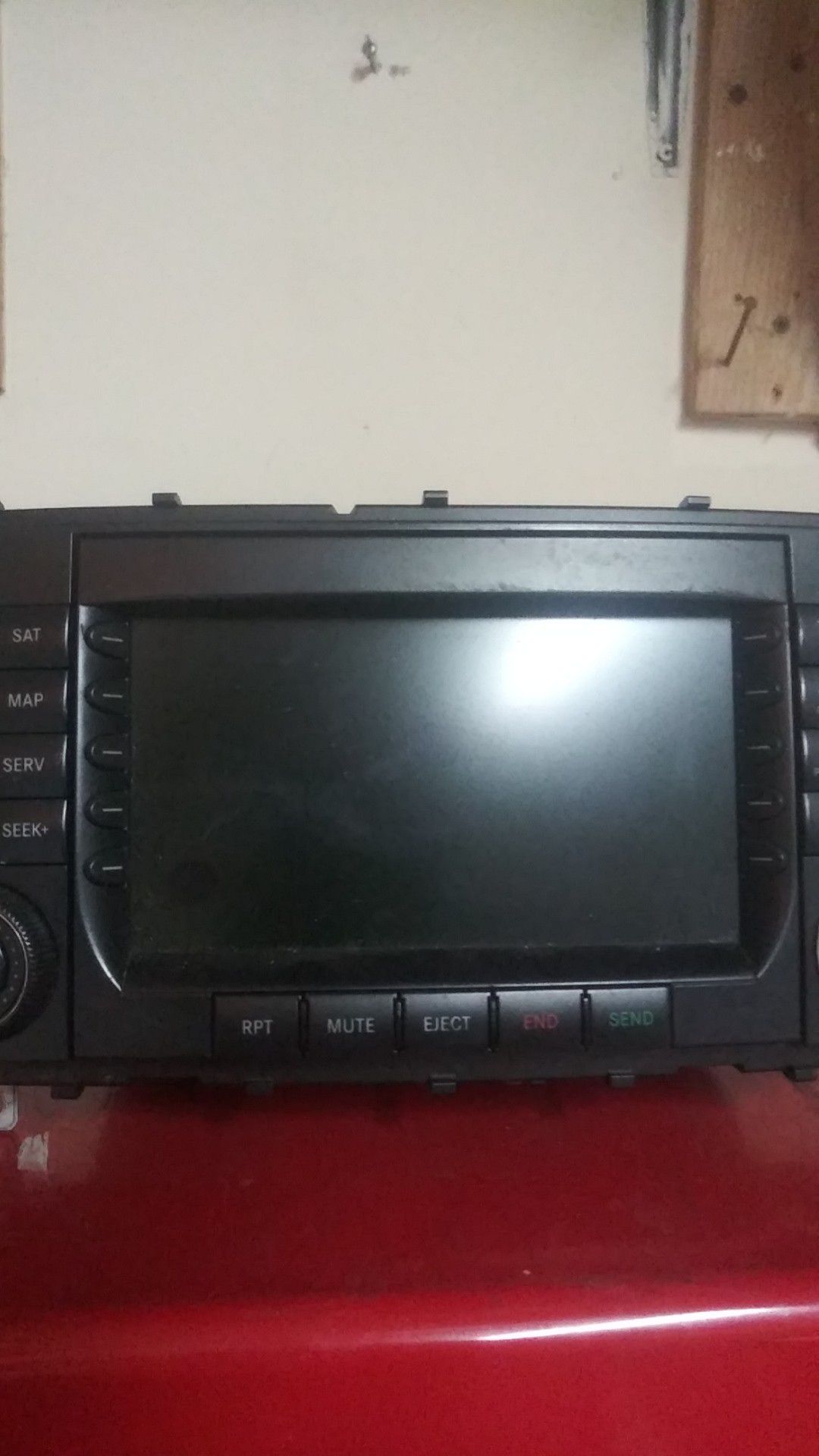 Radio / navigation for 2005 C230