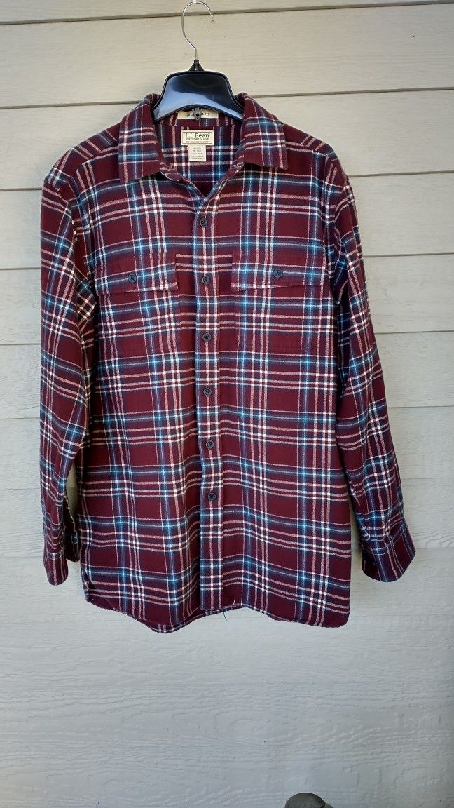 L.L. Bean Chamois Traditional Fit Plaid Shirt Medium