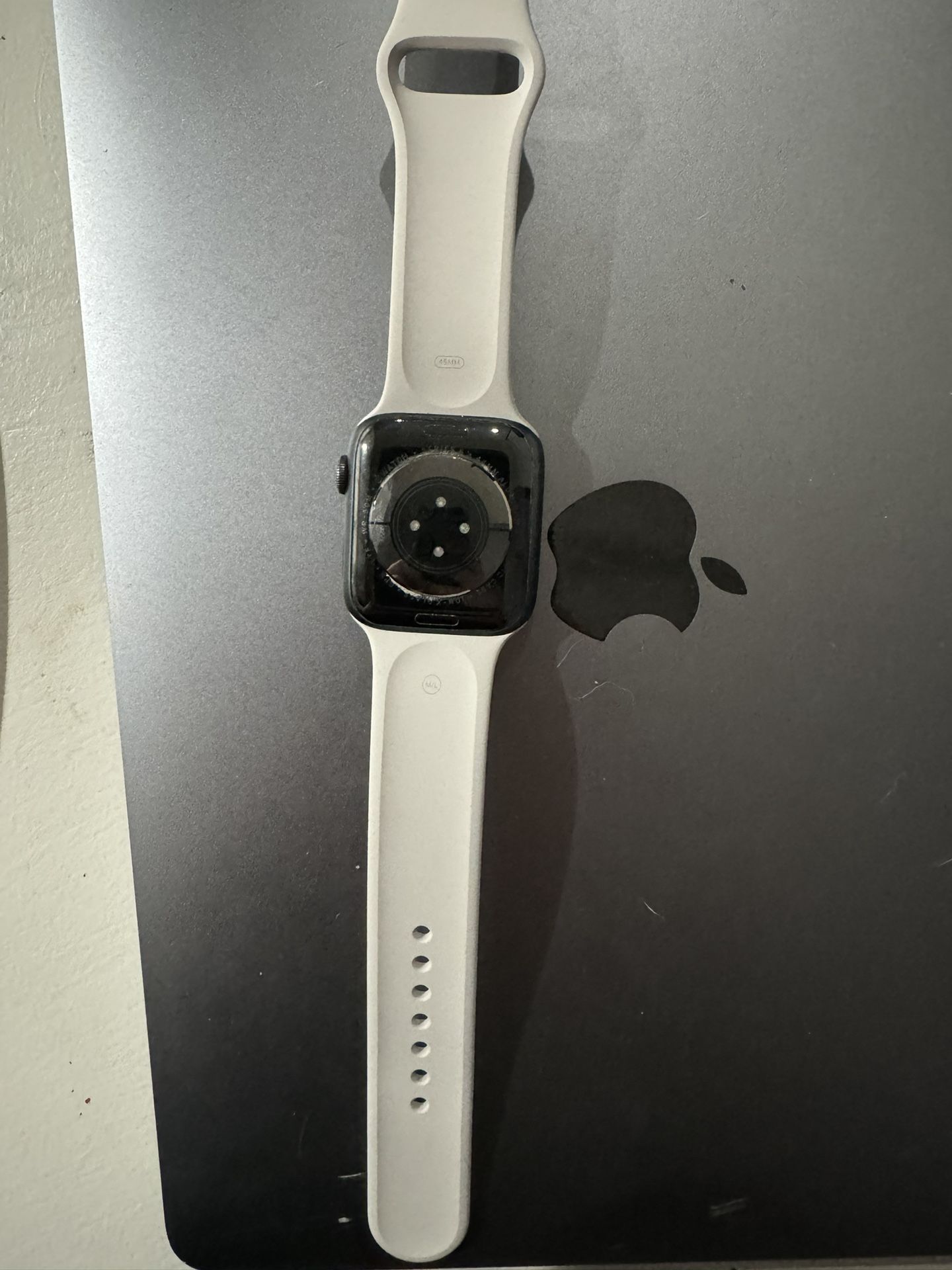 Apple Watch Series 6 With GPS + Cellular Capable 44m