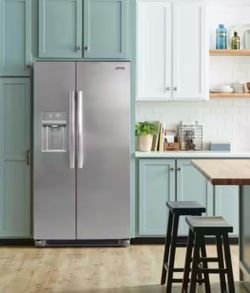 Frigidaire Gallery 25.6 Cu. Ft. Side-by-Side Refrigerator – Like New – Ice & Water – Smudge-Proof Stainless