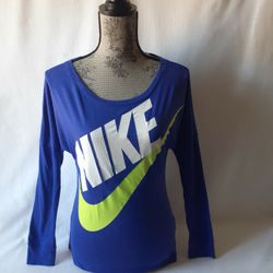 Nike women's blue long-sleeved top size XS