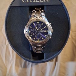Citizen Chronograph Wristwatch