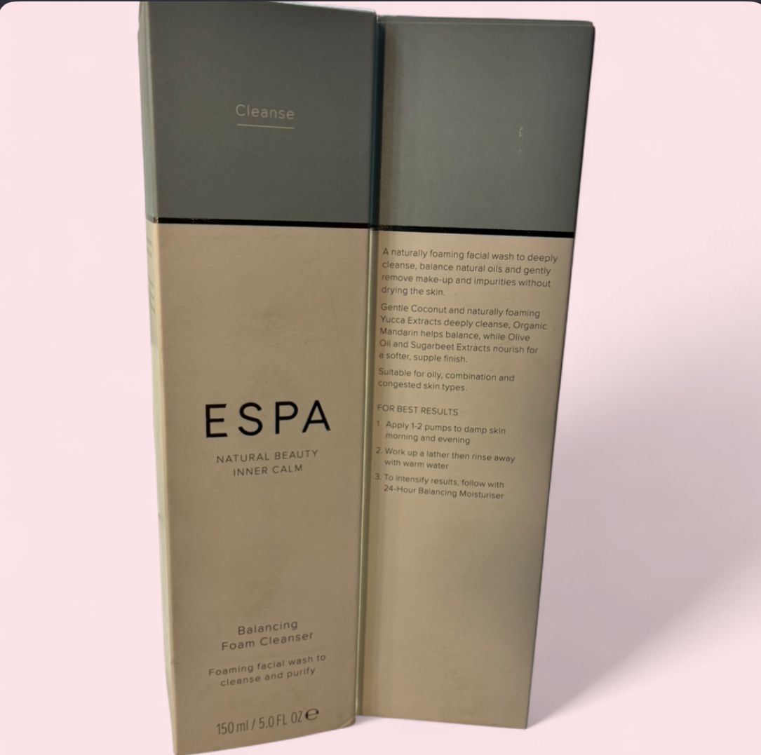 Luxurious natural beauty balancing foam cleaning