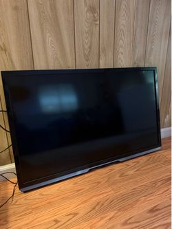 Vizio 42inch+onn w/remote+wall mount