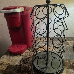 KEURIG Coffee Maker w/ Multi K-pod Holder