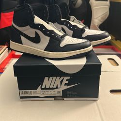 Nike Jordan 1 High Midnight Navy 