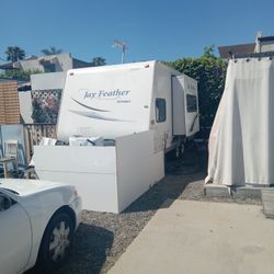 Jay Feather RV 