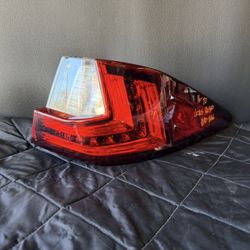 2016 2017 2018 2019 2020 Lexus RX350 Tail Light Right Side.
