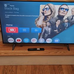 New Cond 43 Inches  TCL TV  WORKS EXCELLENT. , WITH REMOT  , IN THE BOX 