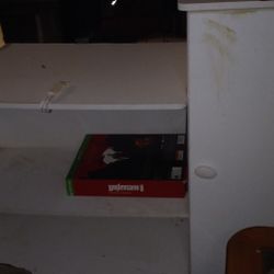  Baby Changing Staion/ Or Storage 