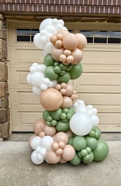 Balloon Garland Column Decoration