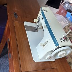 Singer Sewing Machine