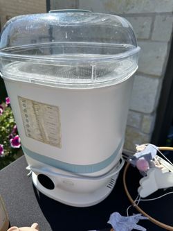 Baby bottle sterilizer