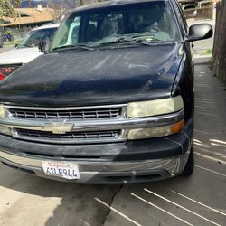 2003 Chevy suburban