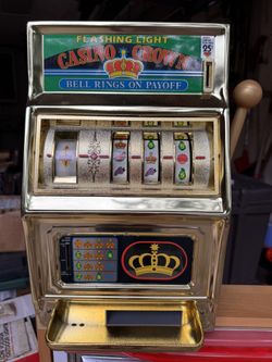 Vintage Waco flashing light Casino crown slot machin