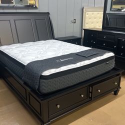 Queen Bed Frame (No Mattress Included) 