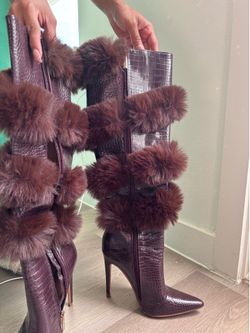 Brown Croc-Embossed Faux Fur Trim Stiletto Boots (Size 6)