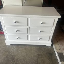 Children’s Dresser