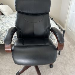 Bradley Executive LAZBOY Rolling Office Chair