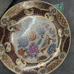 Decorative porcelain Japanese Satsuma and Chinese Export Imari ware