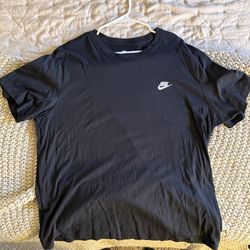 Men’s Black Embroidered Logo Nike Shirt 2XL