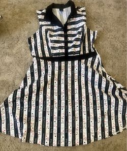 Alice in wonderland dress