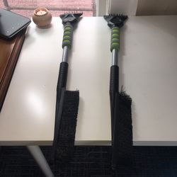 Car Snow brush & ice scraper
