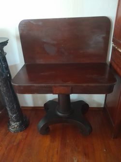 Vintage Empire flip top parlor table - pedestal and scroll base