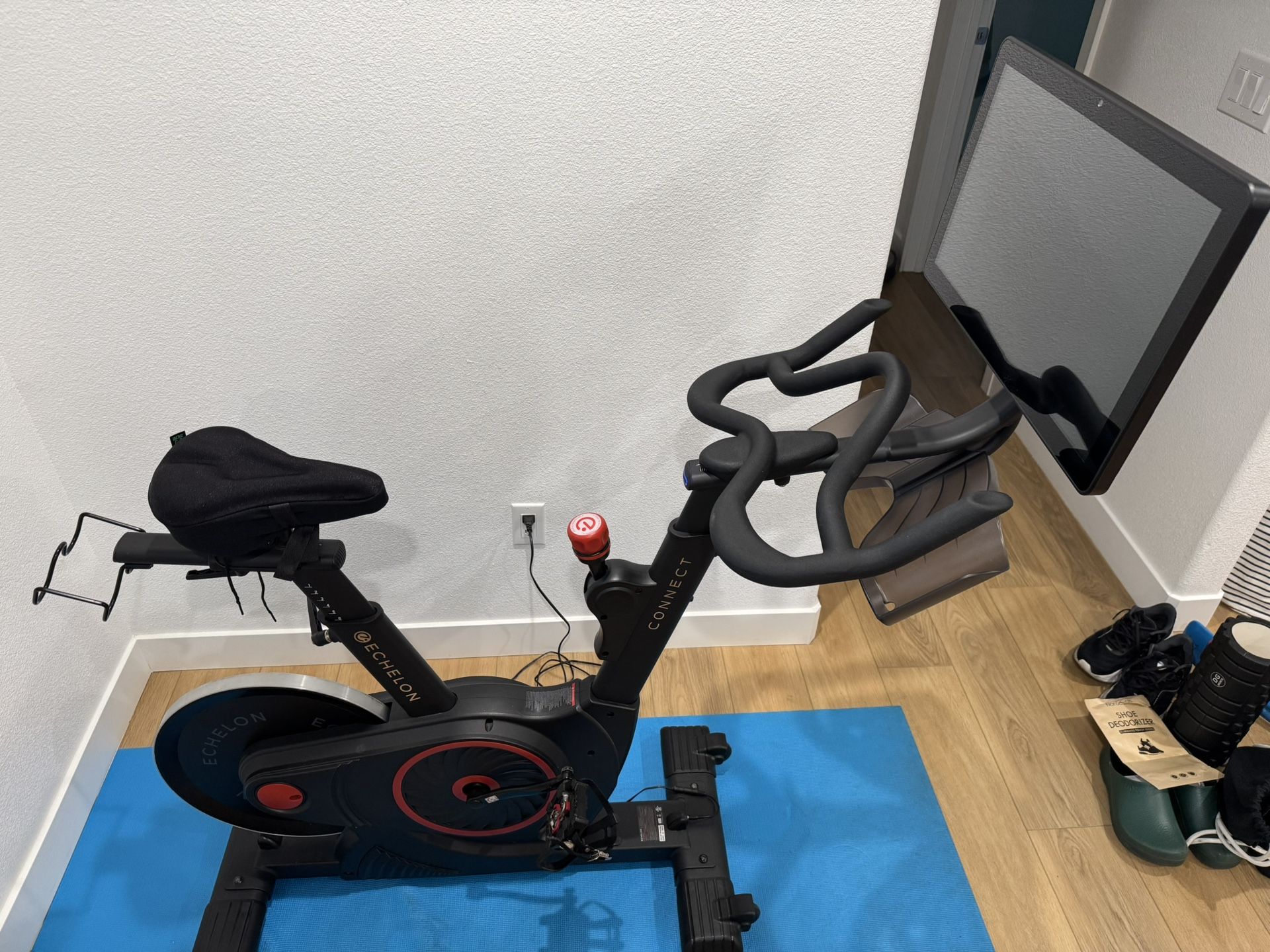 Echelon Indoor Exercise Bike