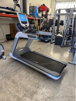 Precor TRM 885 treadmill with P/80 touch screen console, commercial treadmill