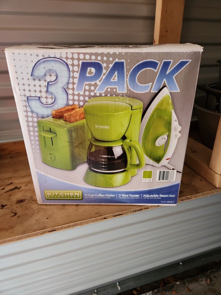 College Dorm Kitchen Set