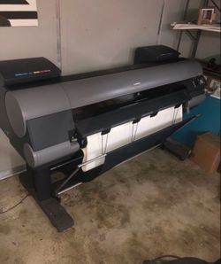 Canon imagePROGRAF iPF8400 44” Large Format Printer
