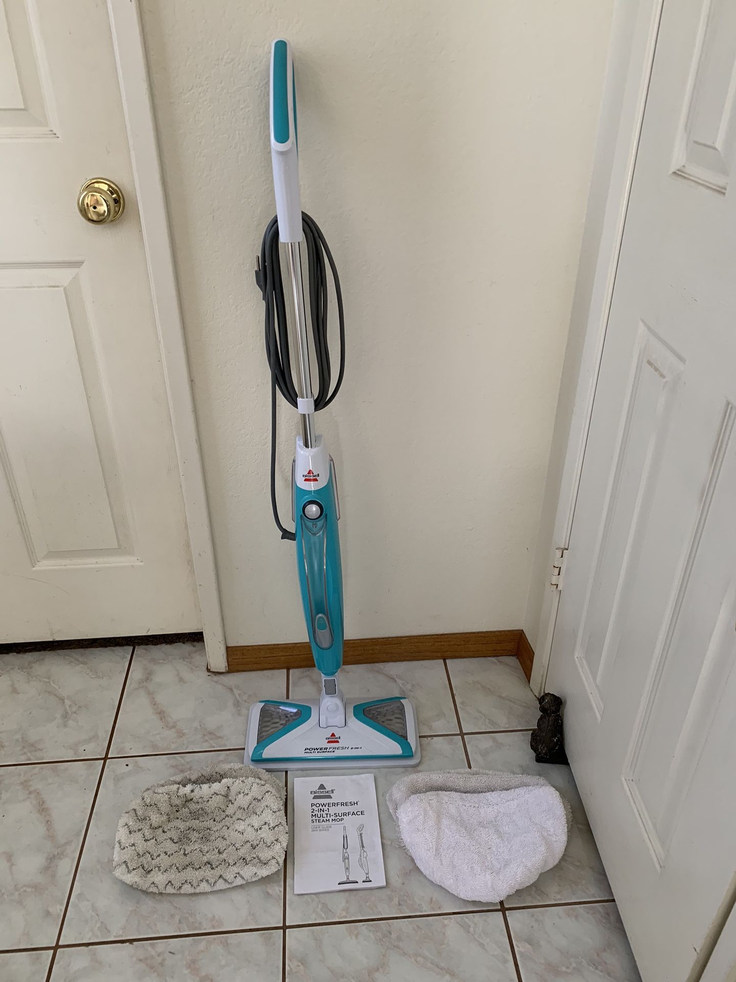 Bissell Powerfresh 2 In 1 Surface Steam Mop for Sale in Escondido, CA