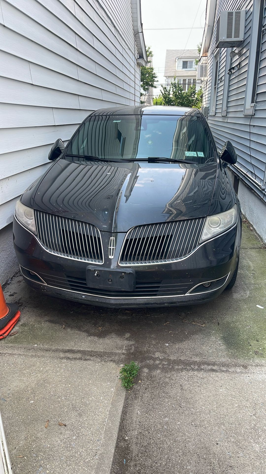 2014 Lincoln MKT