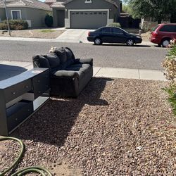 Free Couch And Dresser 