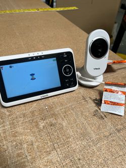 Baby monitor with camera