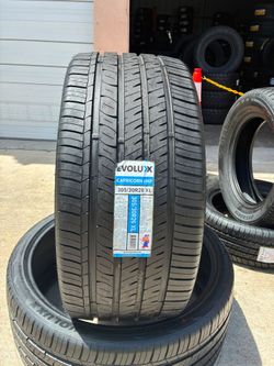 305 30 26 - Evolux Capricorn UHP XL tires - Brand New - $154.95 each tire