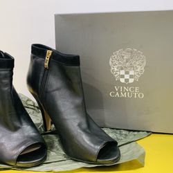 Vince Camuto Black Booties 8 M