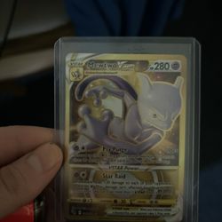 Six Pokmon Cards, rare Charizard Gold Mewtwo Deoxys Vstar Three Legendary  Birds Hidden Fates for Sale in Lake Zurich, IL - OfferUp