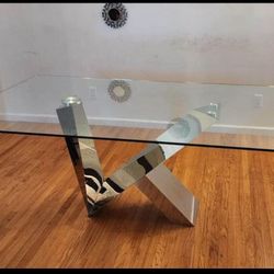 STYLISH DINING TABLE