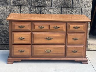 Sumter 9 drawer dresser
