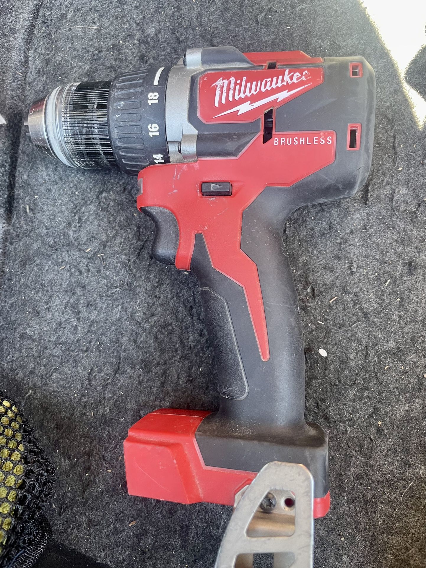 Milwaukee Brushless Drill M18