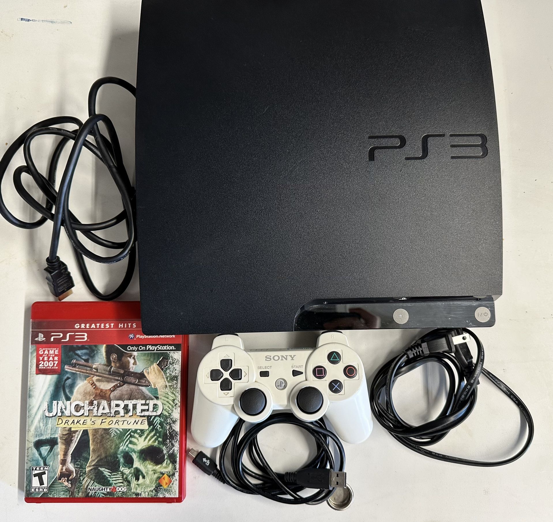 PlayStation 3 PS3 149GB Console W/ 1 Controller 1 Game & cables Works