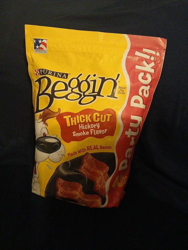 ☆☆☆~~BEGGIN STRIPS Dog Treats~~☆☆☆