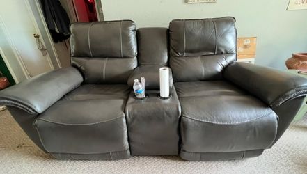Reclining love seat