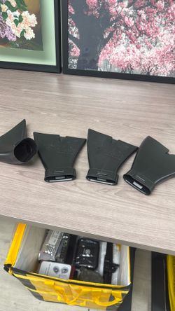 OEM BMW Under Seat Rear Heater AC Air Duct Vents (Set of 4)
