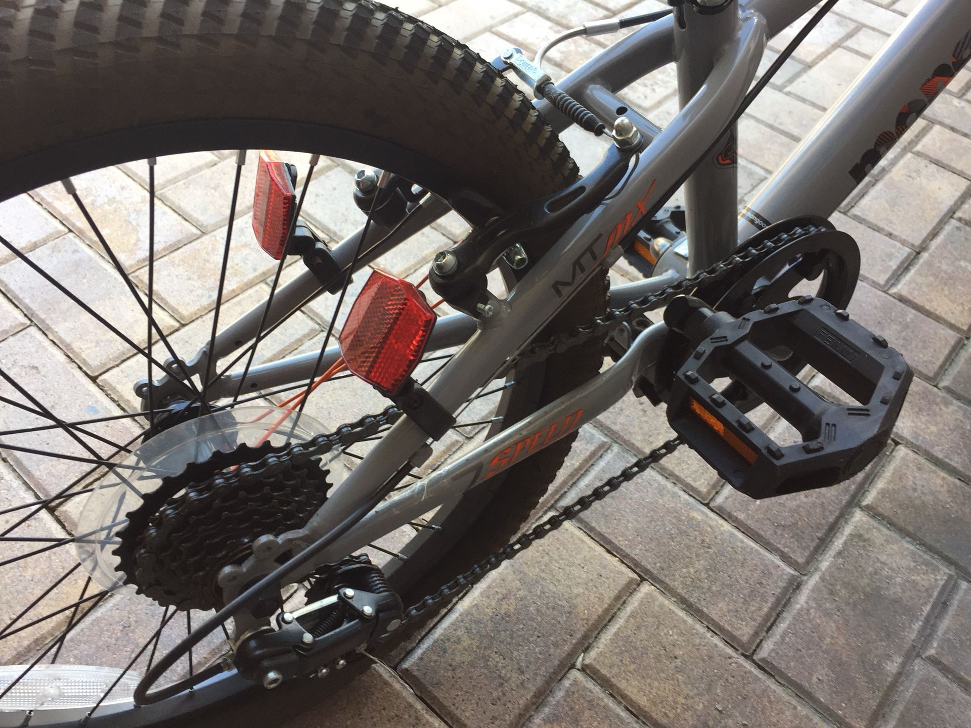 Mongoose mtmx 7 speed hot sale