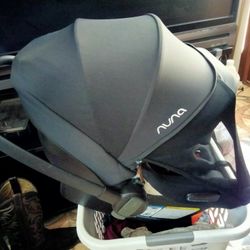 Nuna Infant Seat