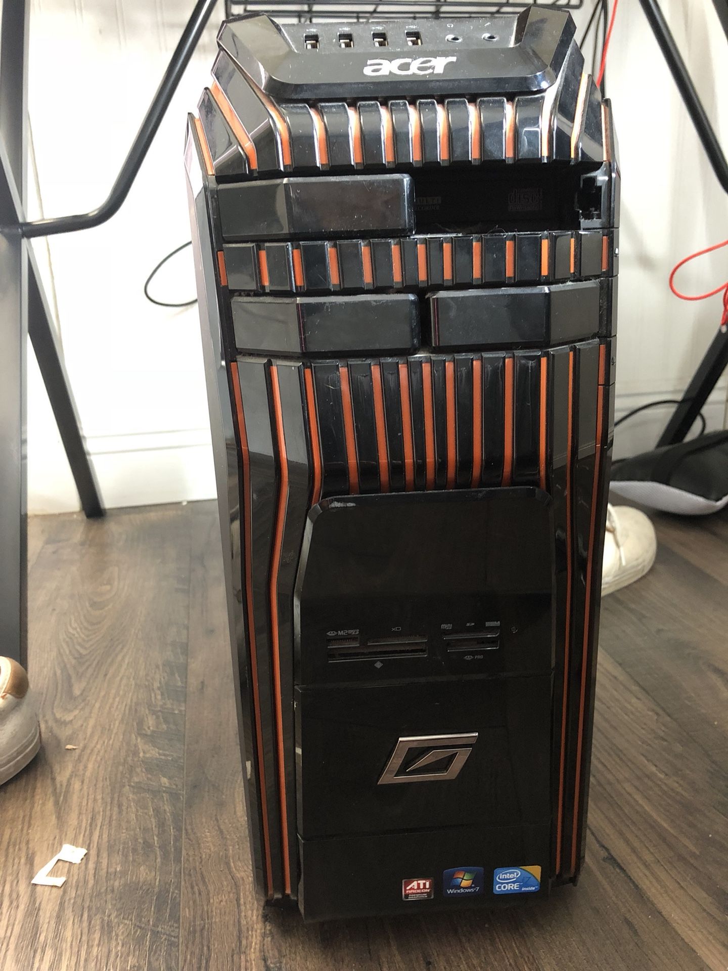 Gaming pc- Acer predator G5900 Intel core i7 870
